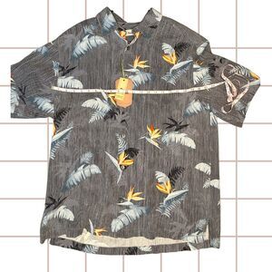 Tommy Bahama Button Down Paradiso Size M